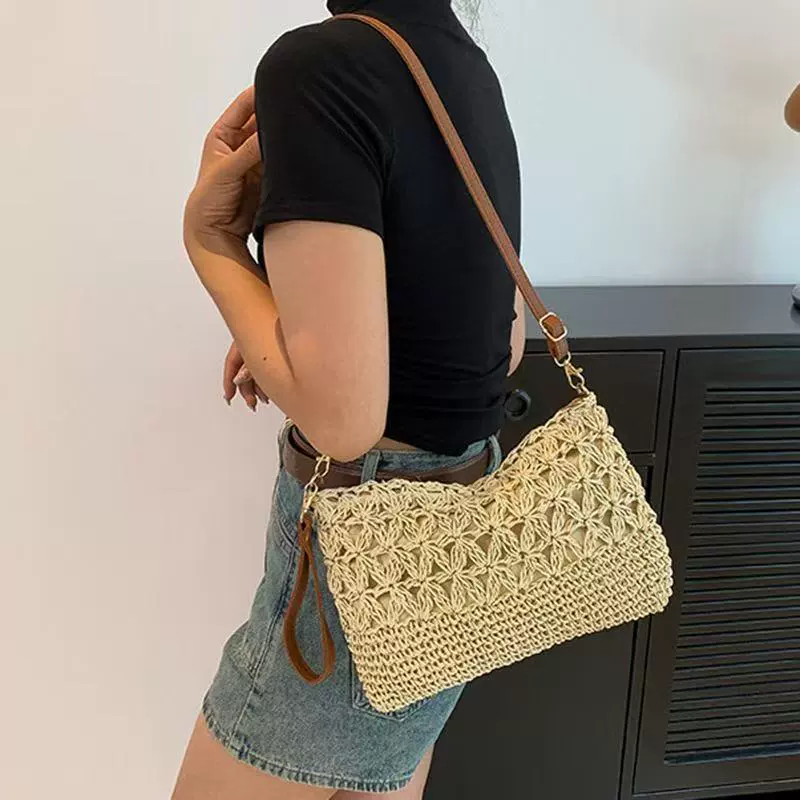 Summer Starburst Straw Envelope Bag – 2-in-1 Versatility