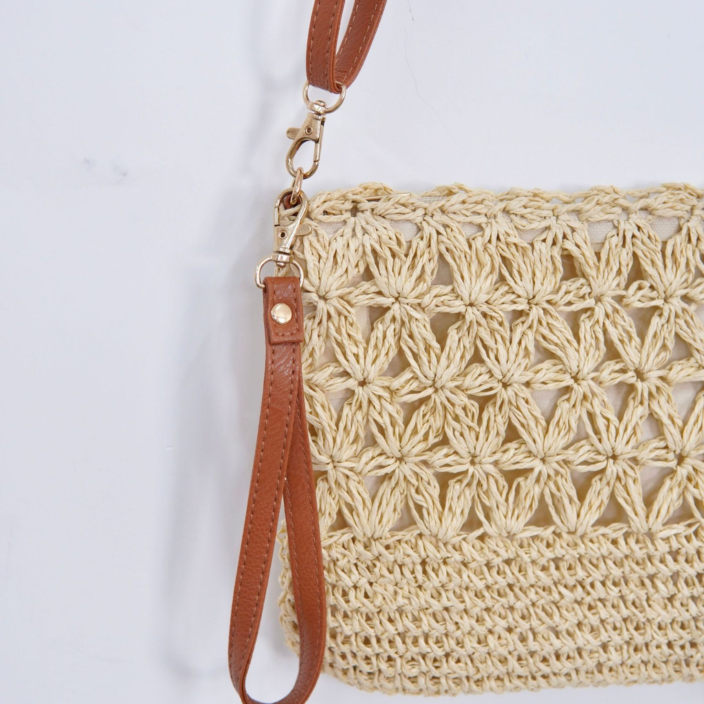 Summer Starburst Straw Envelope Bag – 2-in-1 Versatility