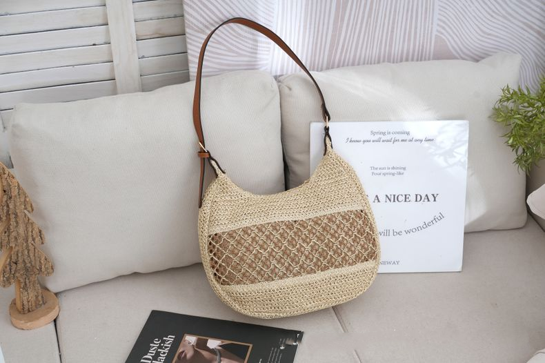 Hollow Woven Straw Hobo Underarm Bag, Urban Minimalist Zipper Shoulder Purse, Medium Oval Spring Daily Handbag in Khaki, Off White