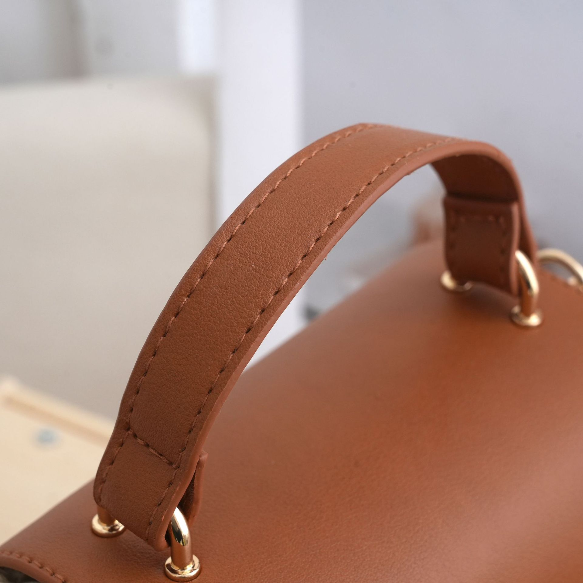 Paper Woven Mini Satchel Straw Crossbody Bag, Urban Minimalist Metal Lock Flap Top Handle Purse, Small Oval Spring 2026 Daily Handbag